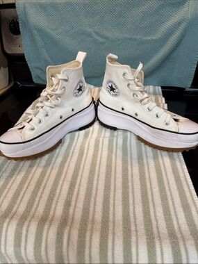 Converse Unisex Chuck Taylor Platform Run Star  Ladies 7